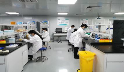 深圳海關(guān) 幫扶企業(yè)復(fù)工復(fù)產(chǎn),我們?nèi)σ愿? />
</a>
<span><a href=